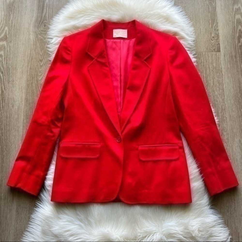Pendleton • Vintage Red Wool Blazer